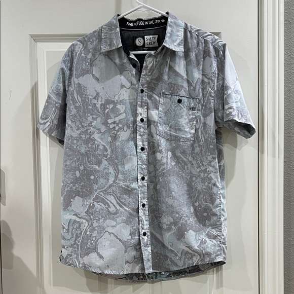 Salty Crew Other - Men’s Salty Crew button down size small